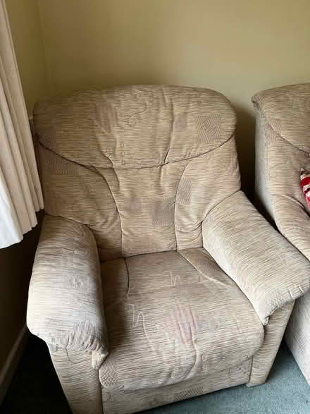 Photo of free 3 seater sofa and 2 chairs (Bedford Mk44) #1