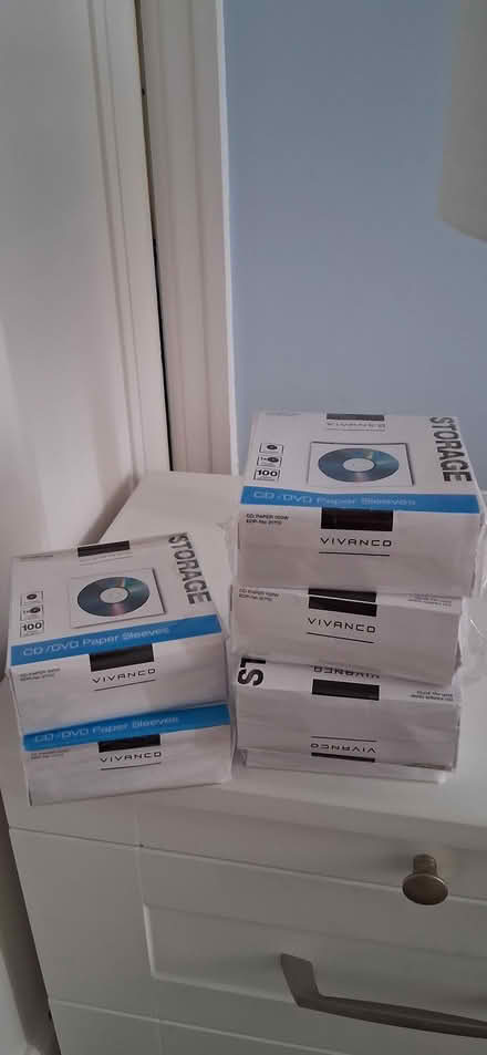 Photo of free paper CD/DVD storage cases 100 per package B20 (Handsworth Wood B20) #1