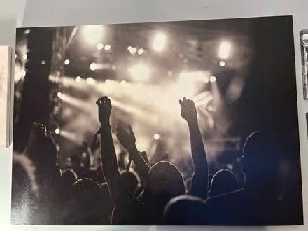 Photo of free Large canvas - Amazing atmosphere (S35 Chapeltown) #1