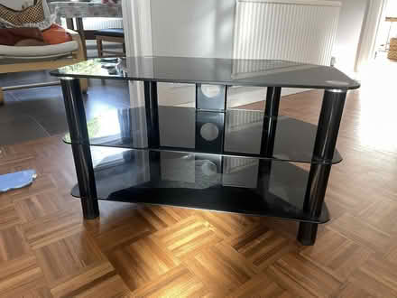 Photo of free TV table (Salisbury SP2) #1