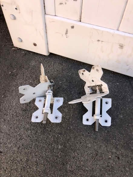 Photo of free Vinyl gate (North Hollywood) #4