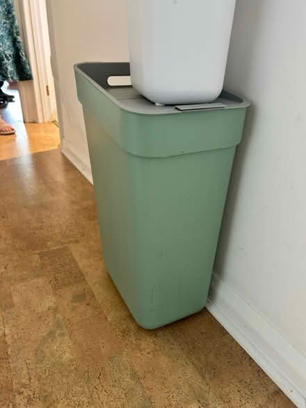 Photo of free Used bin (Park street st albans AL2) #1