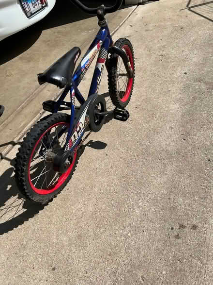 Photo of free Child’s bike (Downers Grove) #2