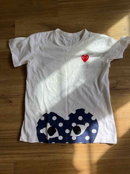 Photo of free Lady t shirt #2 (Serangoon MRT station) #1