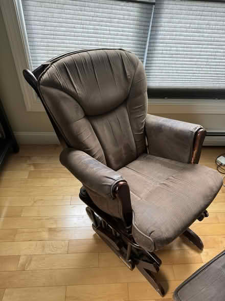 Photo of free Rocking chair + rocking footrest (Belle Sherman) #2