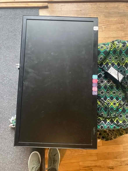 Photo of free computer monitor (98178) #1
