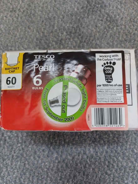 Photo of free Six pearl bayonet bulbs (Humphrey's End GL6) #1