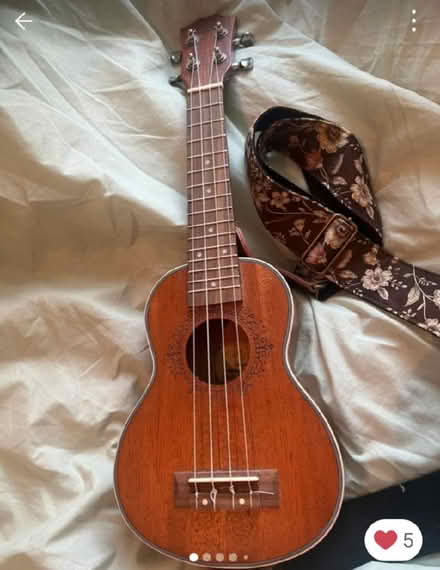 Photo of Adult Ukulele (Llanddewi LD1) #1