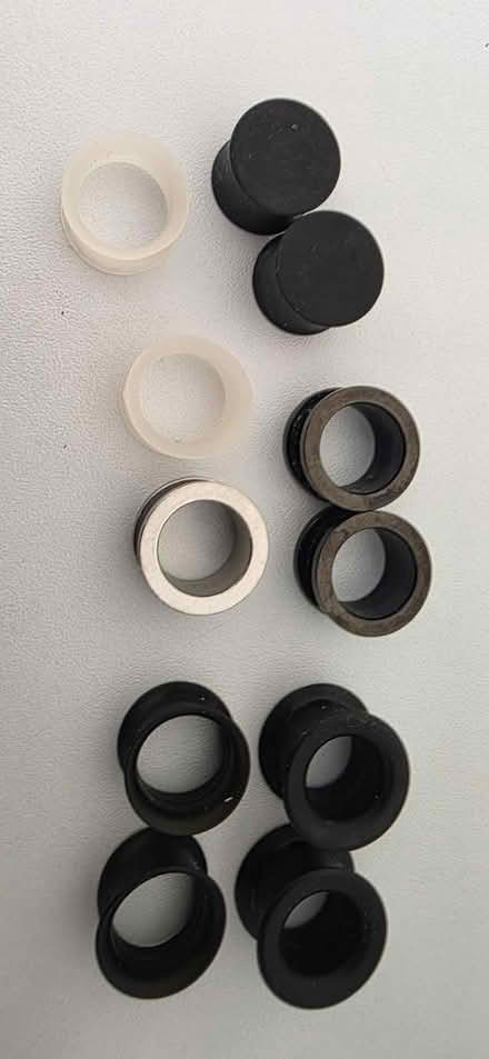 Photo of free Ear plugs Earrings 14 and 16mm (CF14) #1