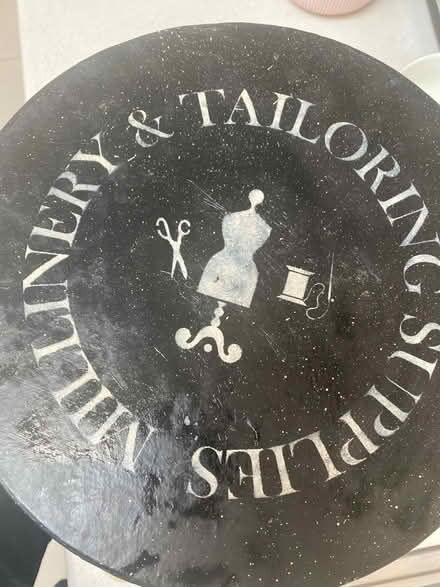 Photo of free ‘vintage hat box & storage cube (Canberra/Queanbeyan) #2