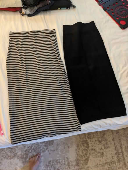 Photo of free Pencil Skirts (Size M) Elastic (22308) #1