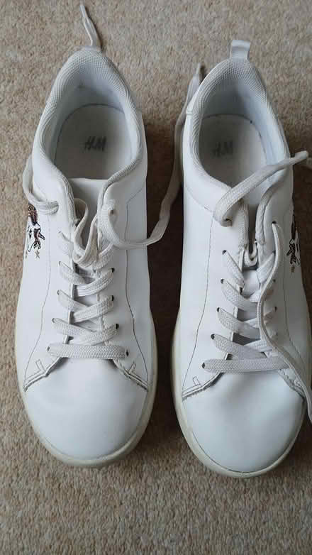 Photo of free H&H unicorn trainers size 3 (Armitage WS15) #1