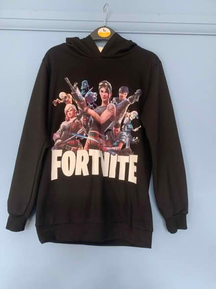 Photo of free Child’s Fortnite hoodie (Tilehurst RG30) #1