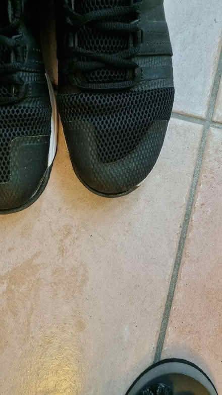 Photo of free Under armour trainers size 9.5 mens (St. John's Wood NW8) #3