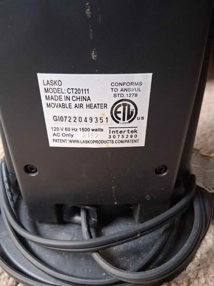 Photo of free Lasko Movable Air Heater (Gallows Road / Vienna) #3