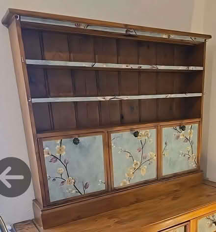 Photo of free Dresser topper (Huntley GL19) #1