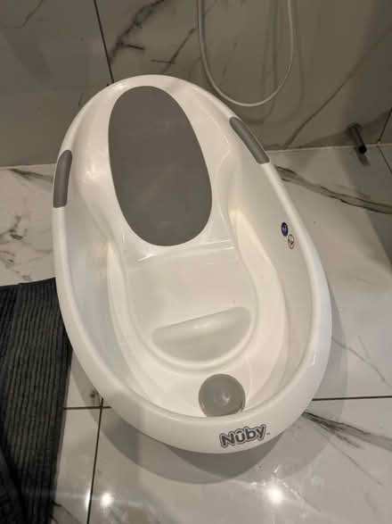 Photo of free Nuby baby bath (Croydon) #2