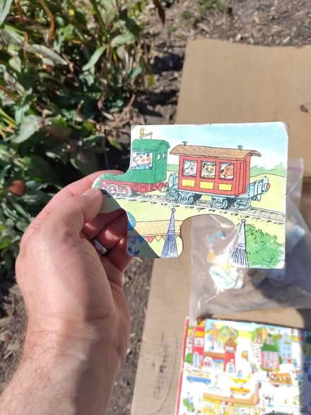 Photo of free Floor puzzle (Old Ottawa south) #2