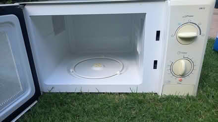 Photo of free Microwave, 18L, 750W (Central Letchworth) #3