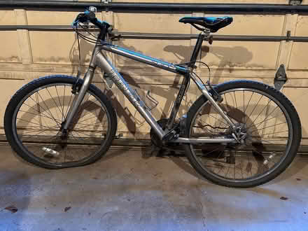 Photo of free Men's Trek SU100 bicycle (Ellis Hollow) #1