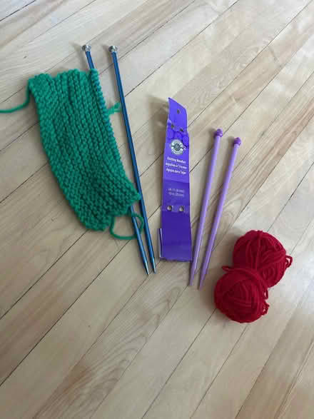 Photo of free Beginner knitting needles (Downtown Ottawa - canal/Elgin) #1