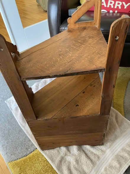 Photo of free Corner cabinet . (DA3) #1