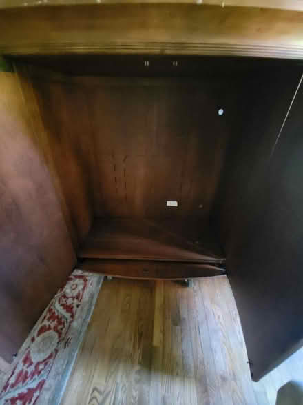 Photo of free Top hutch (Bowie) #1