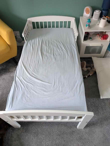 Photo of free Kid's Bed (DA13) #1