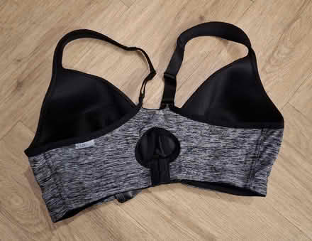 Photo of free Womens sports bra (Boughton Monchelsea ME17) #2