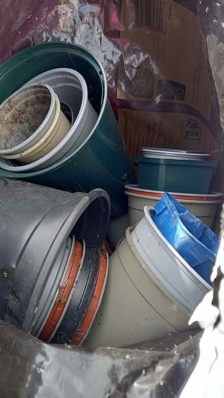 Photo of free Plastic plant pots (Glenleigh Park TN39) #1