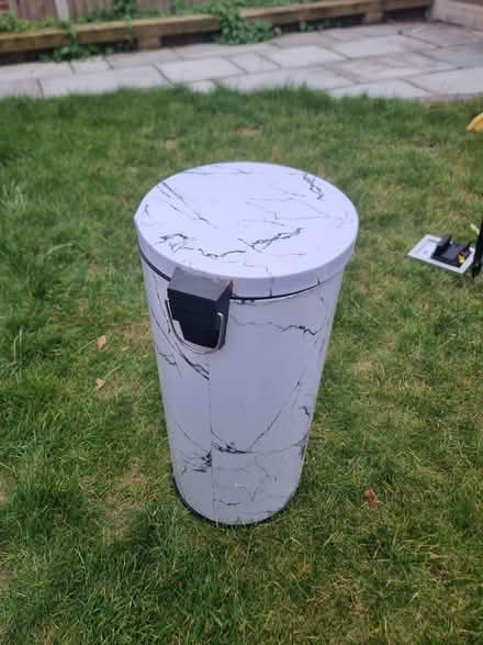 Photo of free Bin (Sinfin) #3