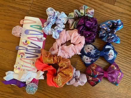 Photo of free Girls hair accessories (Erin Mills and Britannia) #1