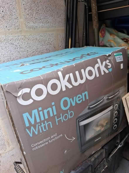 Photo of free Two ring electric cooker/oven (Blandford Forum, DT11) #1