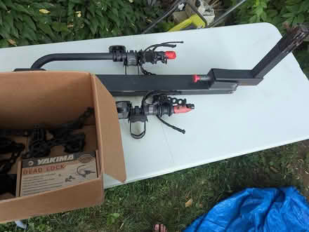 Photo of free 4-bike hitch-mount yakima car rack (Davis Square Somerville) #1