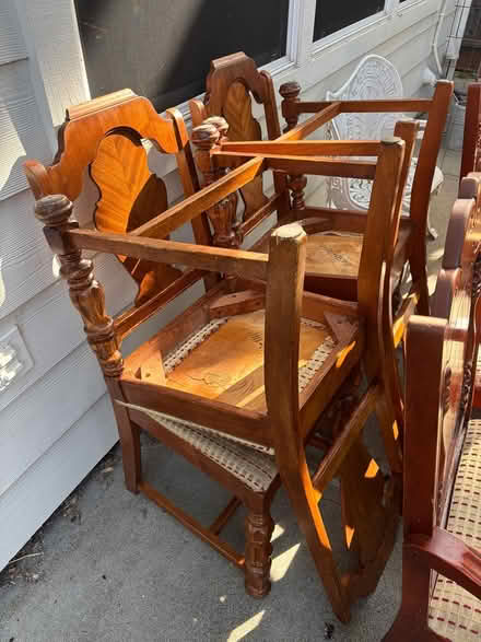 Photo of free Dining Chairs (Stony Point in Roseland) #2