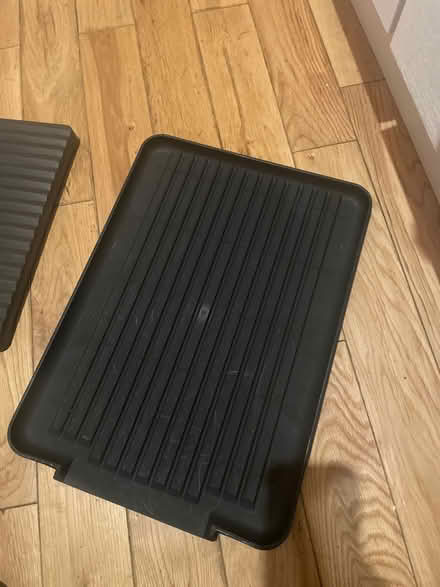 Photo of free Dish rack base (Dennistoun G31) #1