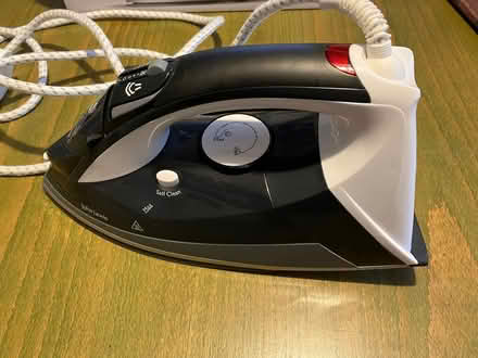 Photo of free John Lewis steam iron. (IP4) #2