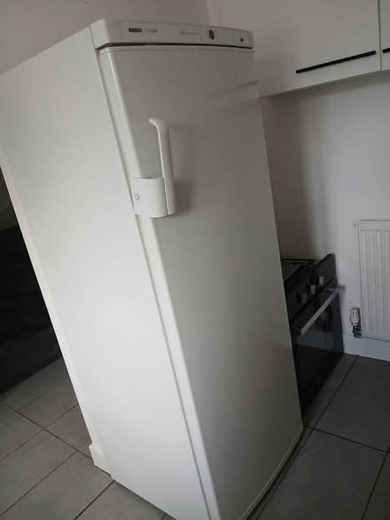Photo of free Fridge and cooker (Leeds 15) #1
