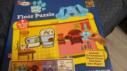 Photo of free Blue's Clues floor puzzle (Allen) #1