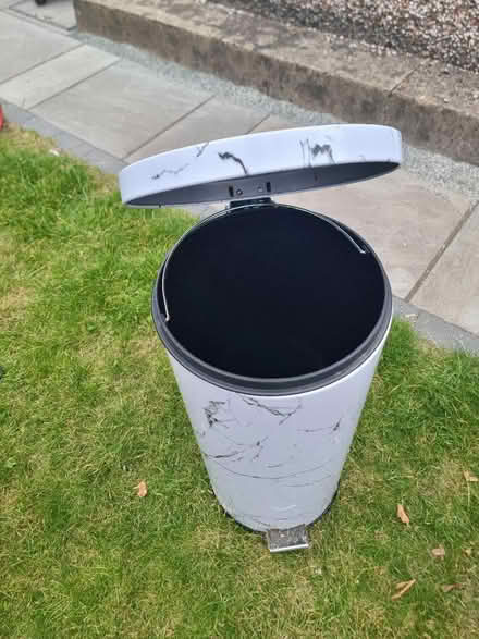 Photo of free Bin (Sinfin) #1
