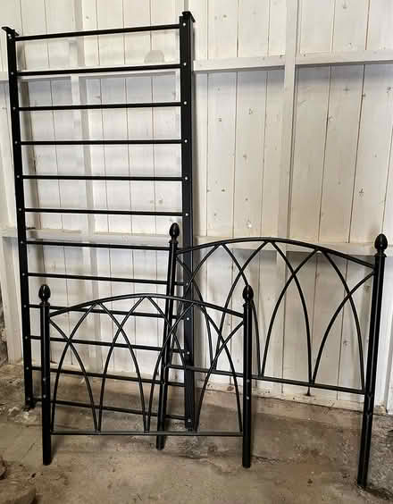 Photo of free Metal single bed frame (Forton near Garstang PR3) #1