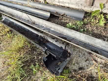 Photo of free Odd lengths of half round guttering (Harley Shute TN38) #2