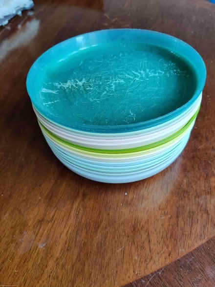 Photo of free Plastic plates (Headington OX3) #2