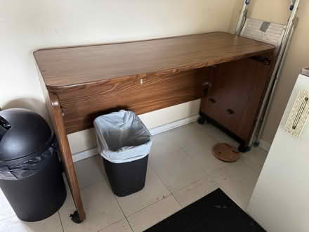 Photo of free Desk with castor wheels (Stittsville) #1