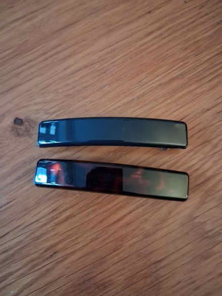 Photo of free Hair clips (GU227) #1
