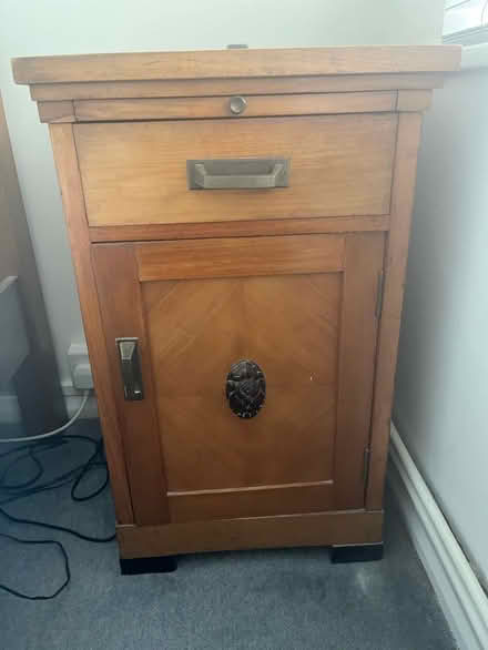 Photo of free Cabinet (Crouch End N8) #2