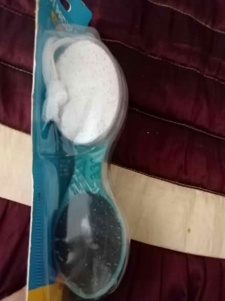 Photo of free Foot care brush, pumice, file x2 (Tonbridge) #3