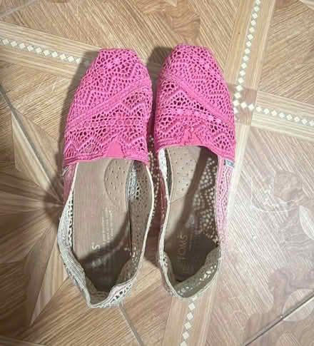Photo of free Toms shoes, size 6 (34th St - Herald Square) #1