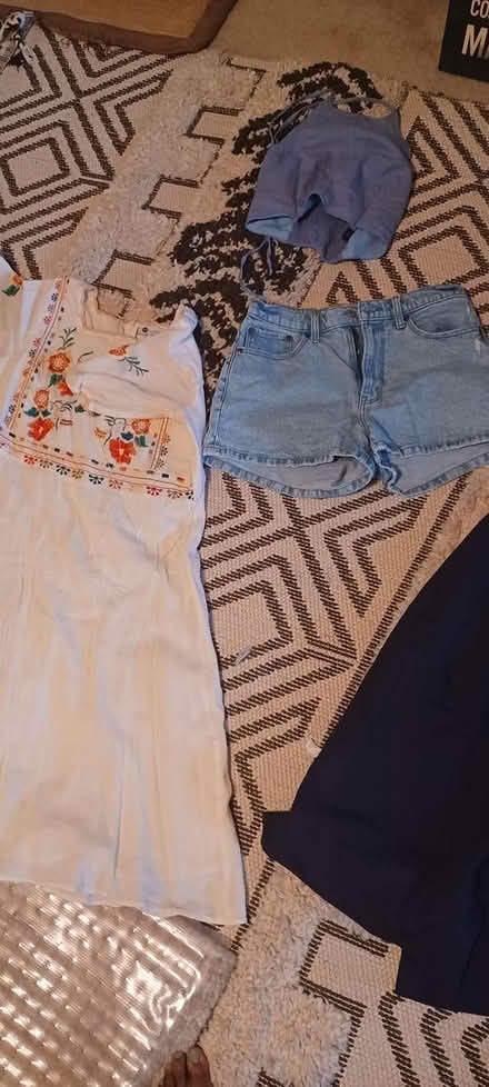 Photo of free Ladie's clothing, mediums (Northern va) #2
