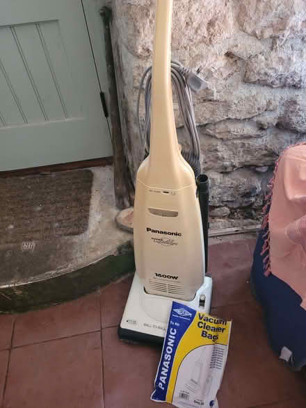 Photo of free Vacuum cleaner, bags, oreck vacuum bags (Balwest TR13) #1
